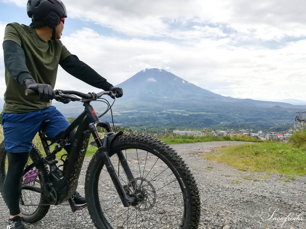 ニセコマウンテンリゾート グラン・ヒラフ　電動アシスト付きMTB『Turbo Levo』でフロートレイルにチャレンジ！